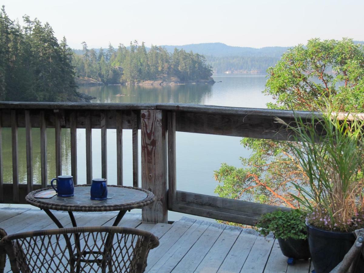 Arbutus Cove Guesthouse Metchosin Exterior foto